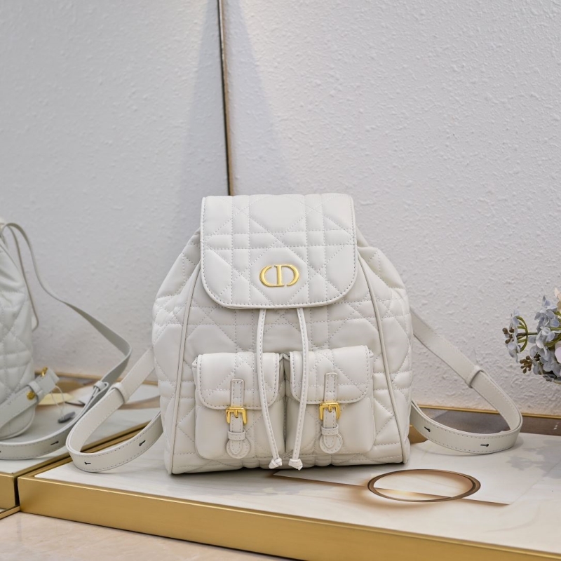 D*or backpacks